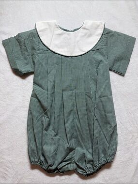 NWOT Green Gingham Bubble Romper with White bib Collar 3
